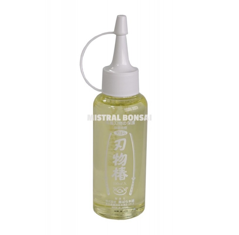 Huile lubrifiante à la camélia 100 ml. Huile lubrifiante à la camélia 100 ml.