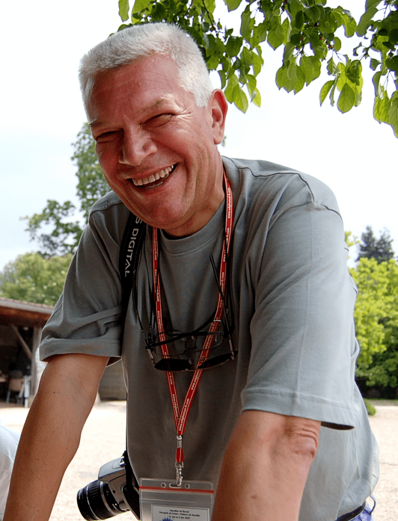 Maestro del bonsái Michel Sacal